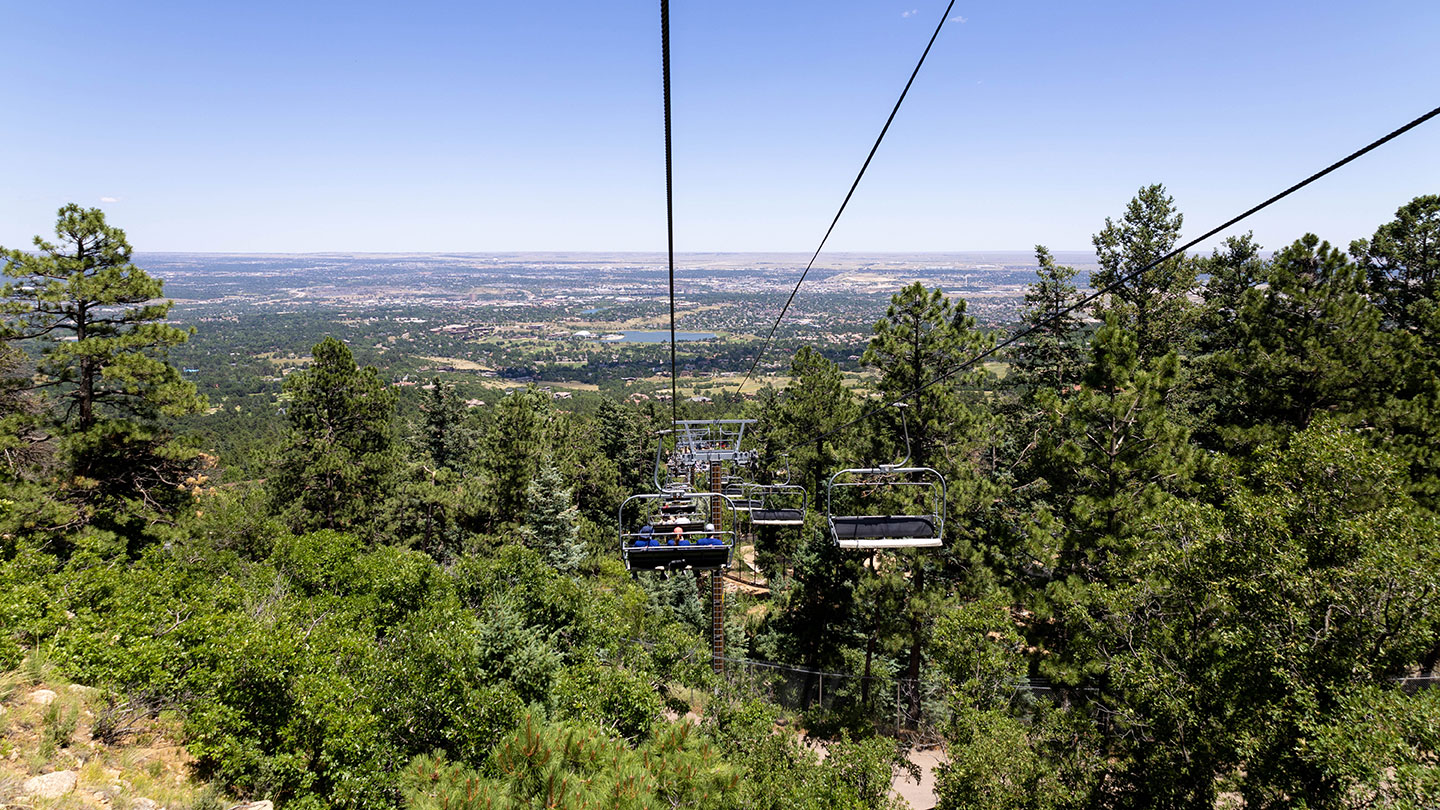 Mountaineer Sky Ride - CMZoo